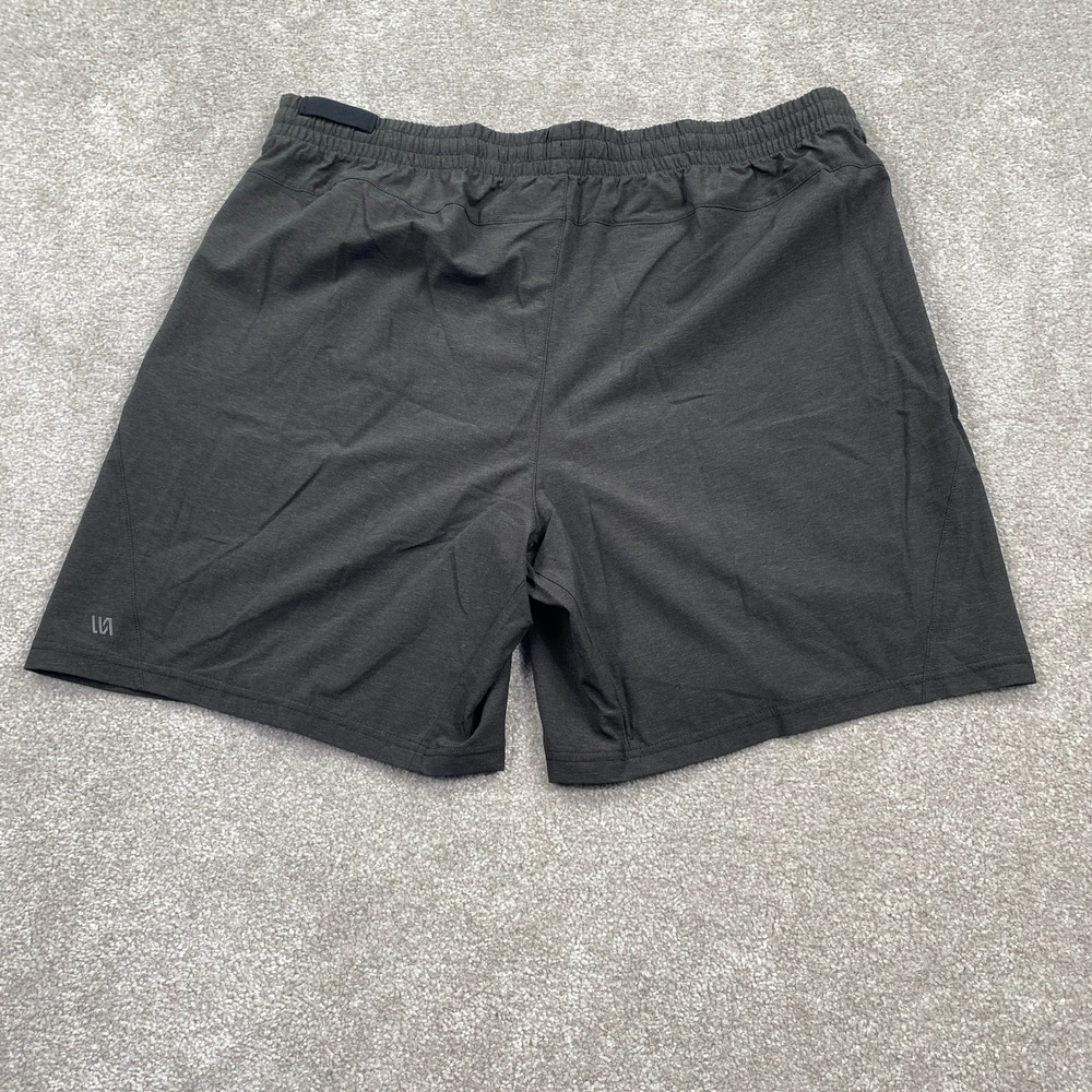 Mens X-Large UA Athletic Shorts Black Polyester Spandex Zip Pocket Gym Workout